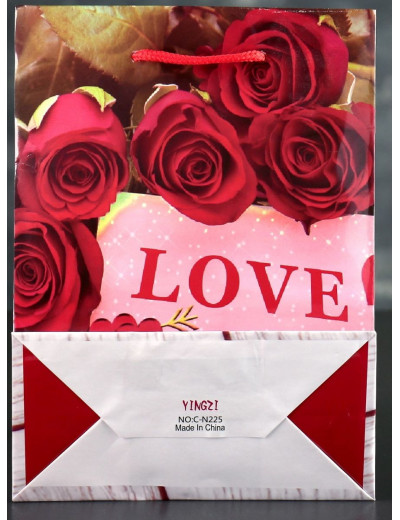 Подарочный пакет Love - 23 х 18 см.