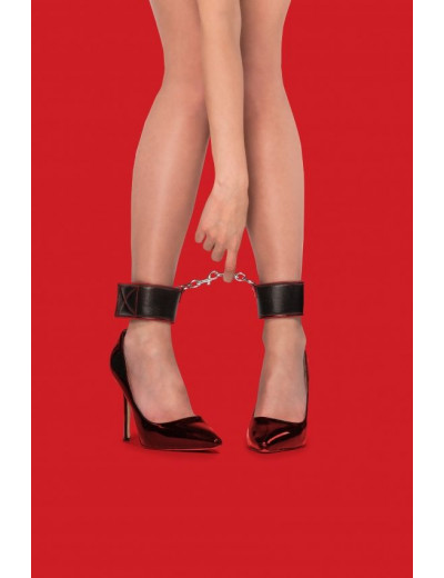 Чёрно-красные двусторонние оковы на ноги Reversible Ankle Cuffs